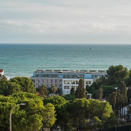 Ocean View Apartment - Pool And Sea View & Albufeira Center Kültér fotó